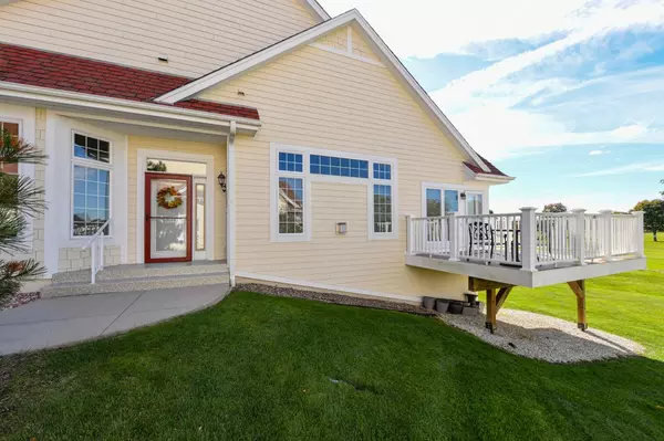 New Berlin, WI 53151,4033 S Fohr DRIVE #12