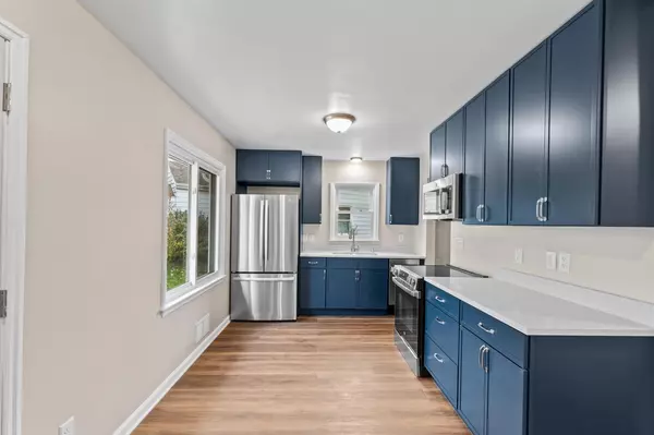 841 N 54th STREET, Milwaukee, WI 53208