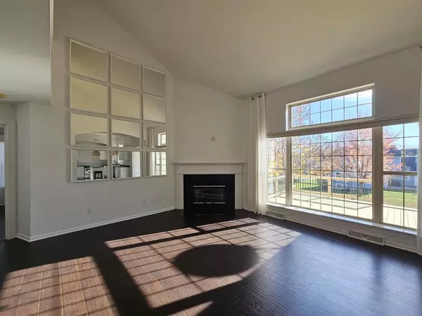 Waukesha, WI 53189,923 River Park DRIVE