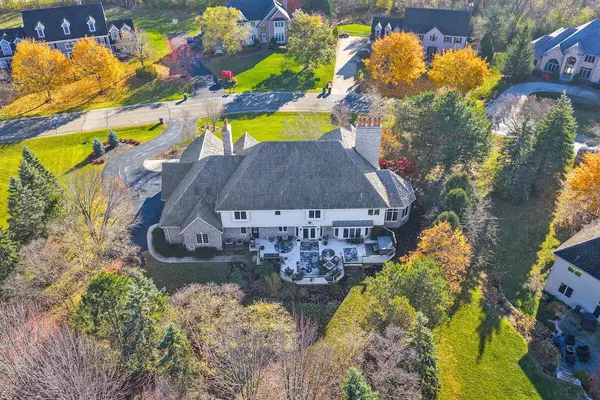 Mequon, WI 53092,10623 Turnberry DRIVE