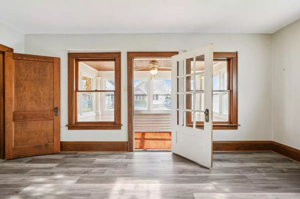 West Allis, WI 53219,1965 S 80th STREET