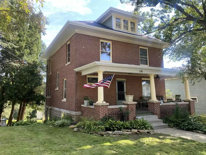 245 Davis Street, Mineral Point, WI 53565