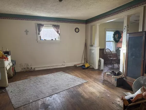 Kenosha, WI 53143,2220 75th STREET