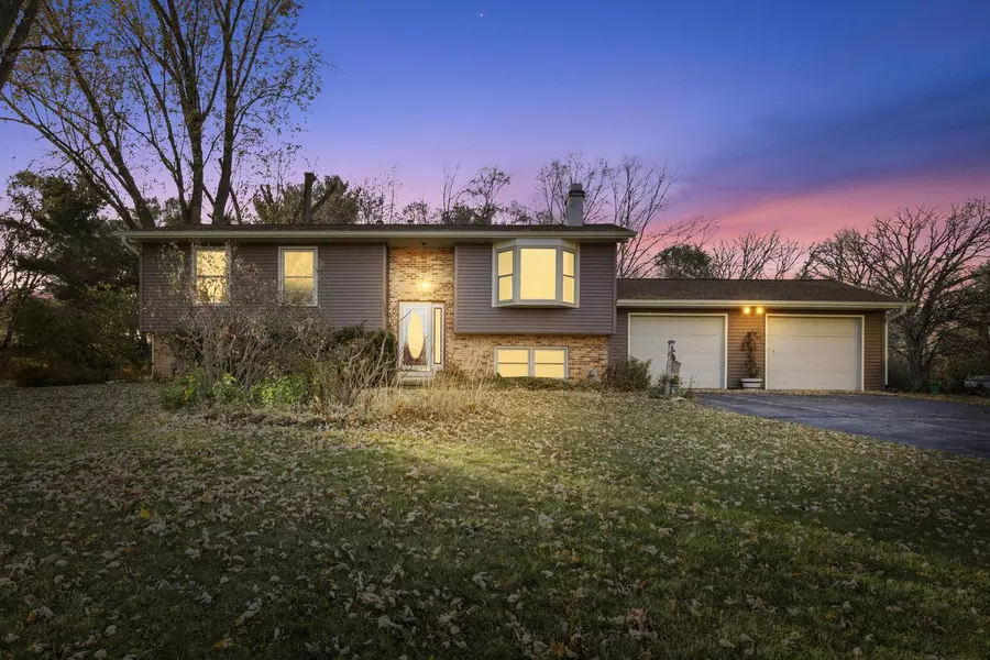 N1601 W Ra-Le DRIVE, Fort Atkinson, WI 53538