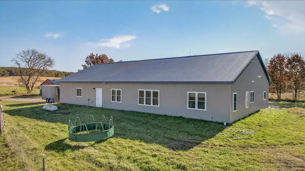 W12499 W Alma ROAD, Alma Center, WI 54611