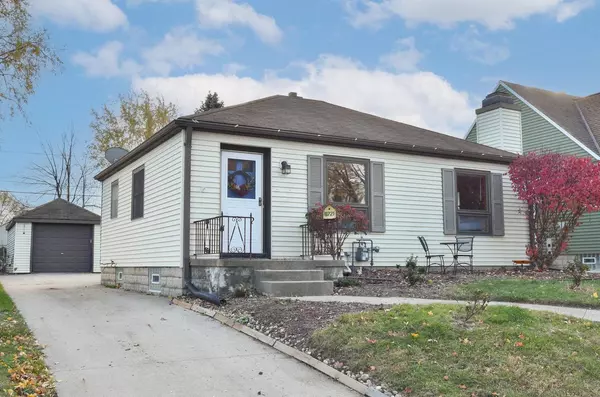8721 W Hayes AVENUE, Milwaukee, WI 53227