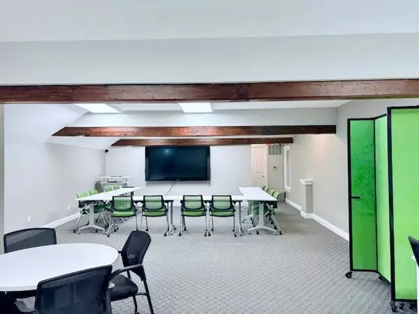 East Troy, WI 53120,2094 Church STREET