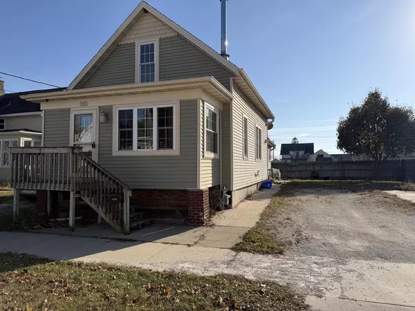 Two Rivers, WI 54241,1313 21st STREET