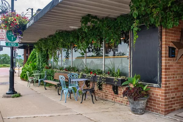 Onalaska, WI 54650,205 Main STREET