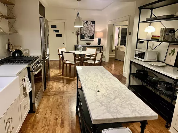 2150 N 66th STREET, Wauwatosa, WI 53213