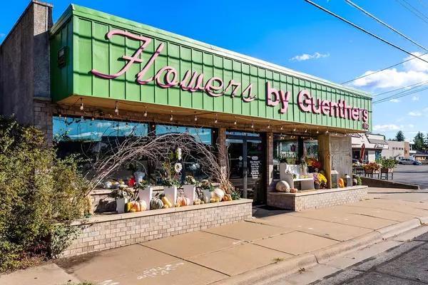 Onalaska, WI 54650,310 Sand Lake ROAD