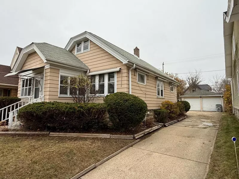 2436 N 60th STREET, Milwaukee, WI 53210