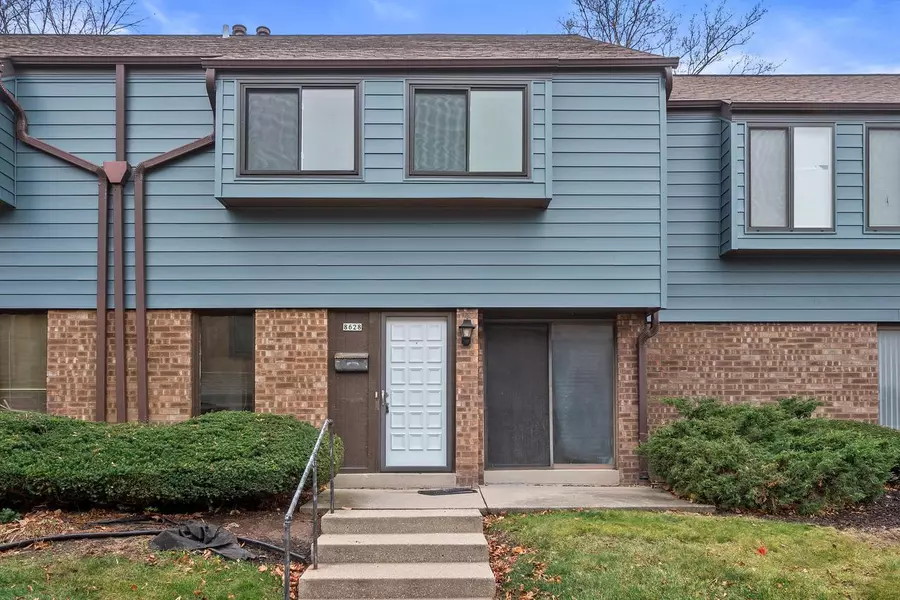 8628 N Servite DRIVE, Milwaukee, WI 53223