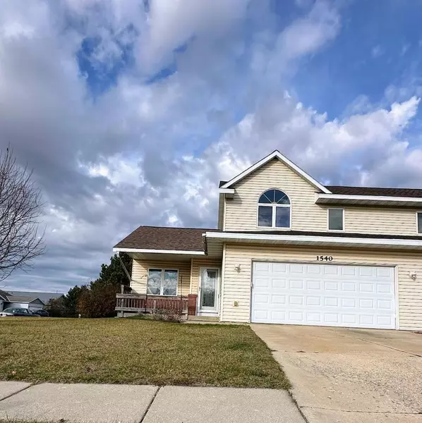 1540 Radhika STREET #1, Fort Atkinson, WI 53538