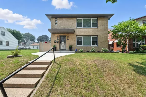 3733 N 50th STREET #3735, Milwaukee, WI 53216