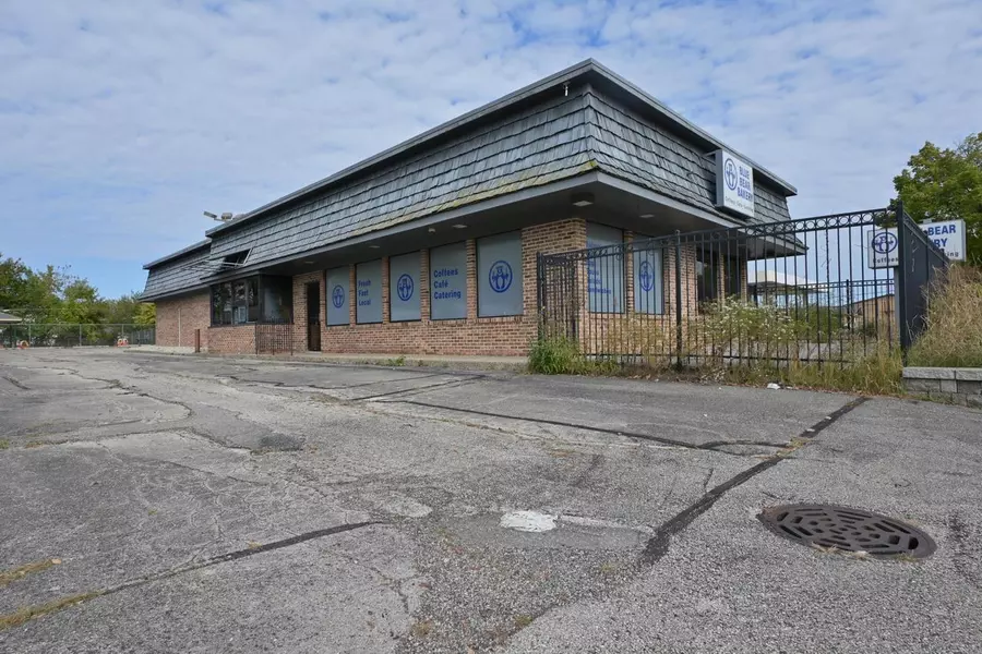 622 3 Mile ROAD, Racine, WI 53402