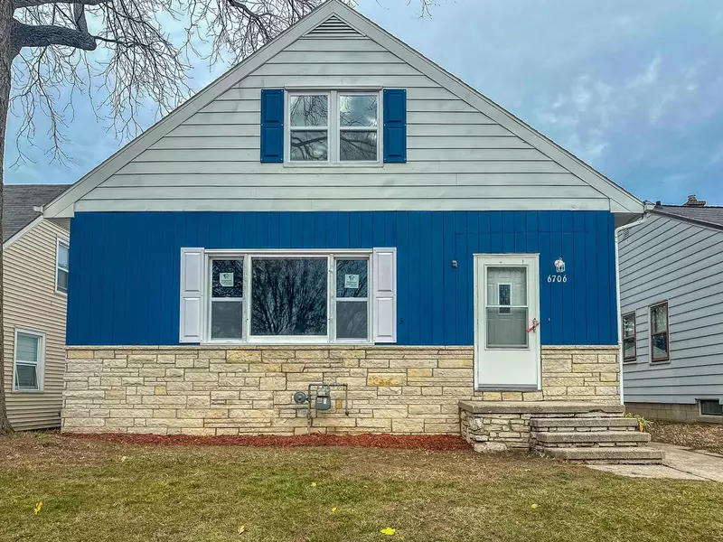 6706 W Chambers STREET, Milwaukee, WI 53210
