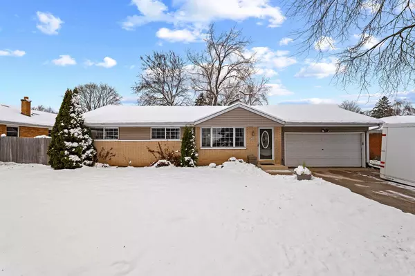 5860 W Ester PLACE, Brown Deer, WI 53223