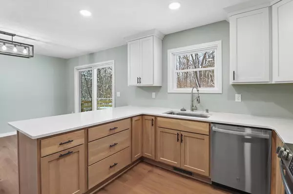 Cambridge, WI 53523,W9515 US Highway 18