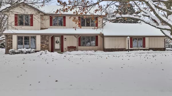 S14W31855 High Meadow LANE, Delafield, WI 53018