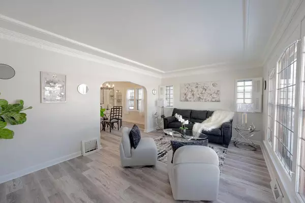 Milwaukee, WI 53209,4182 N 13th STREET