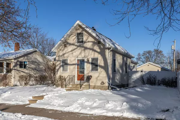 1653 Redfield STREET, La Crosse, WI 54601