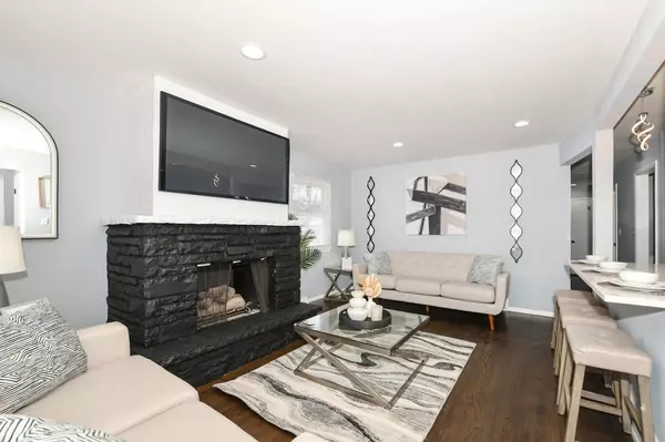 5957 N 64th STREET, Milwaukee, WI 53218