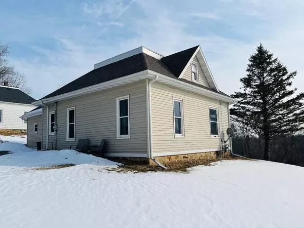 Elroy, WI 53929,210 W Elroy St