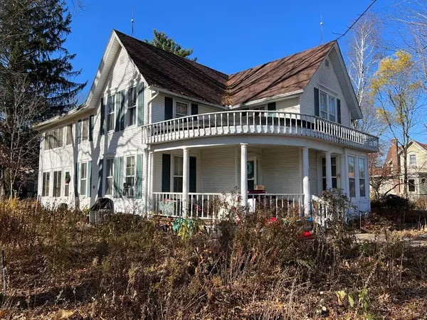 Spring Green, WI 53588,130 N Washington St