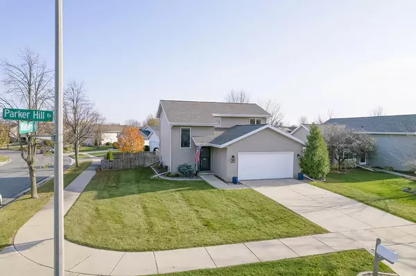 7037 Parker Hill Dr, Madison, WI 53719