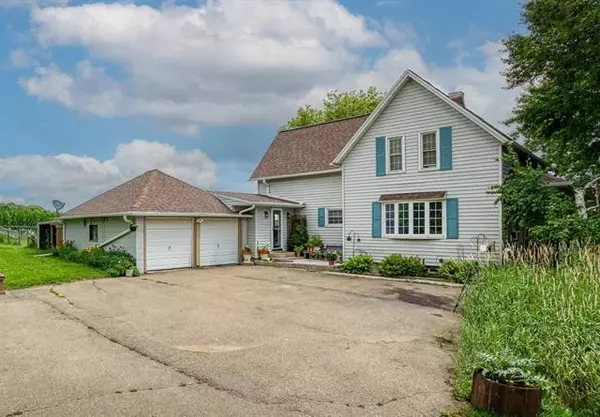 W4788 Carney Rd, Hilbert, WI 54129