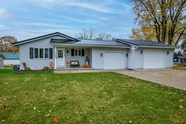 1205 E 6th Ave, Brodhead, WI 53520