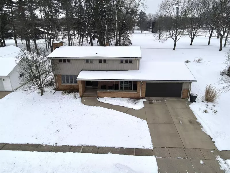 1034 Newbury Street, Ripon, WI 54971