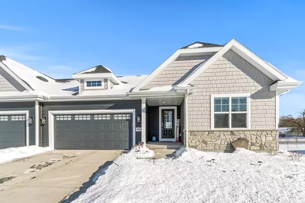 6554 Prairie Wood Dr, Mcfarland, WI 53558