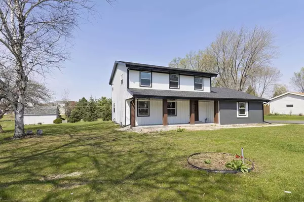 412 Highland Boulevard, Johnson Creek, WI 53038