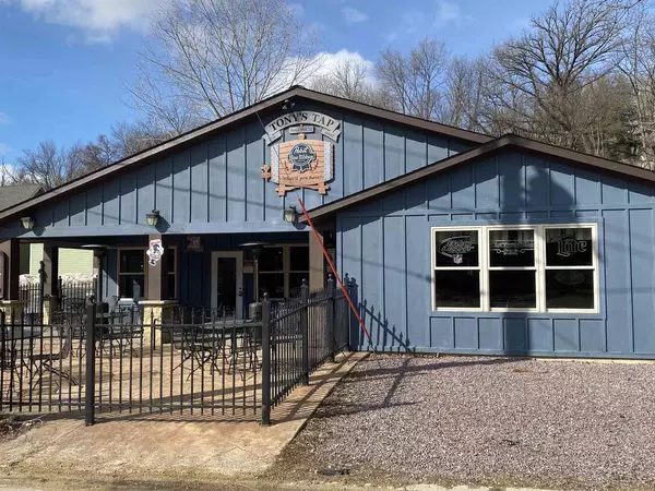 Mineral Point, WI 53565,10A Commerce Street