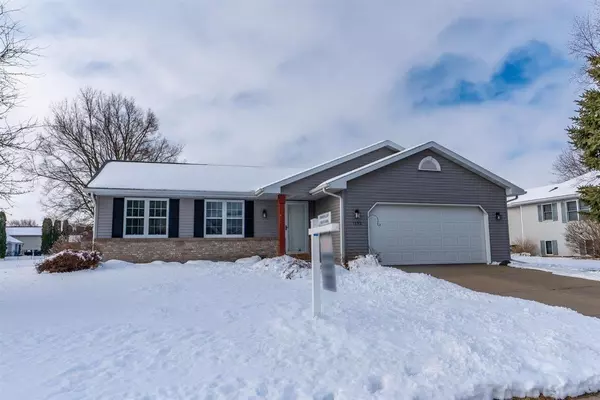 1192 S Perry Pky, Oregon, WI 53575