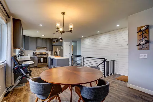 Madison, WI 53714,1 St Albans Avenue