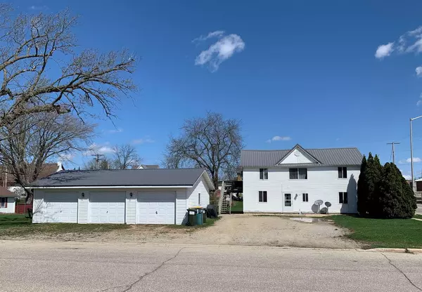 120 W Ann STREET, Kingston, WI 53939