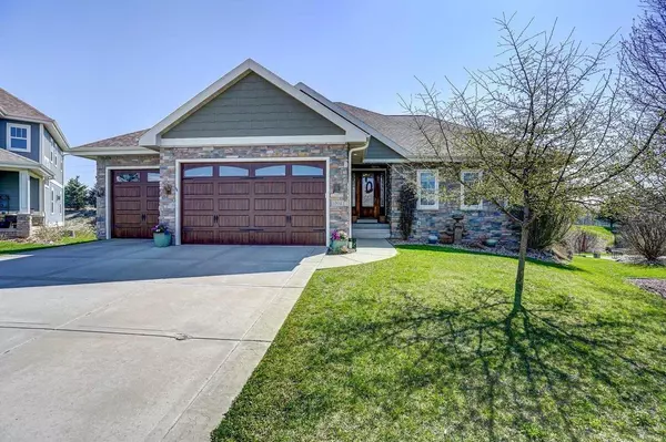 1302 Colton Ct, Waunakee, WI 53597