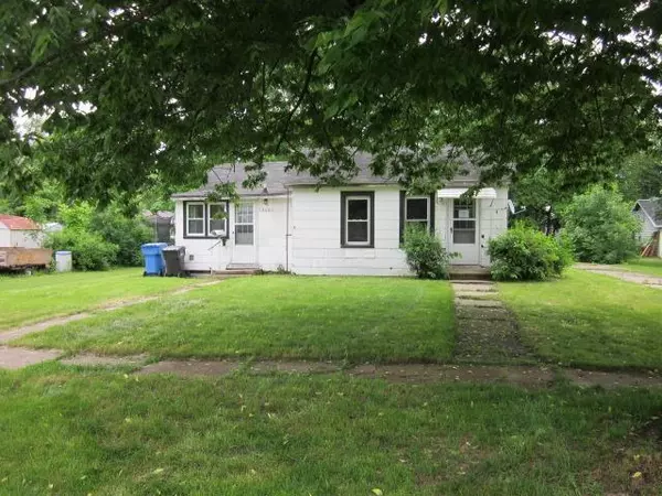 1406 E 4th Avenue, Brodhead, WI 53520