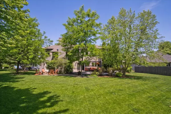 Sun Prairie, WI 53590,1827 Harwood Court