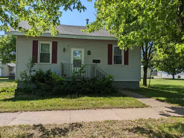 803 N Michigan Street, Prairie Du Chien, WI 53821