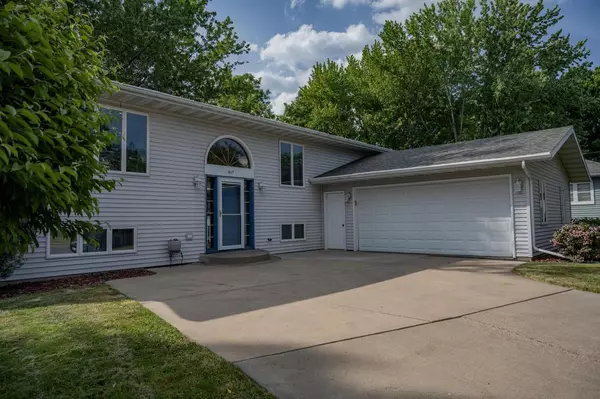 617 Grove Street, Mauston, WI 53948