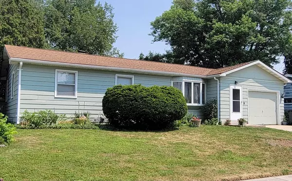 911 Mildred Avenue, Edgerton, WI 53534