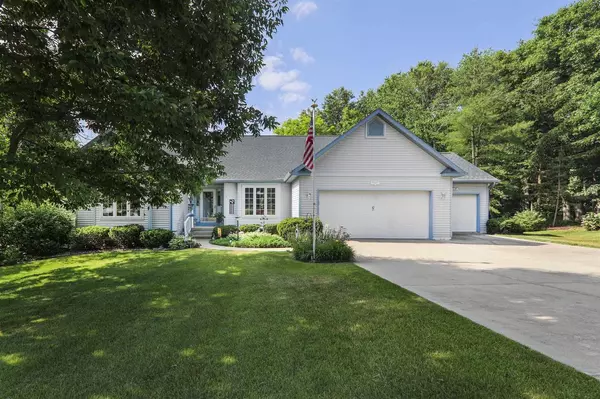 W11343 High Point Road, Lodi, WI 53555