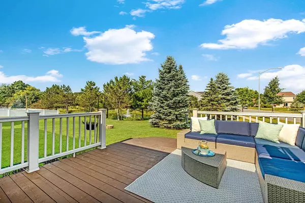 4602 SECRET GARDEN Drive, Mcfarland, WI 53558