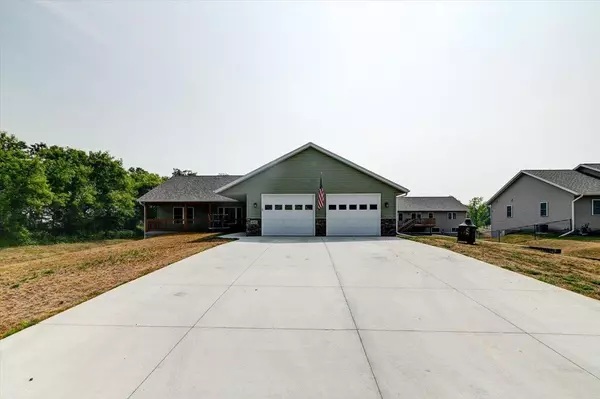 420 Samuel Circle, Arena, WI 53503