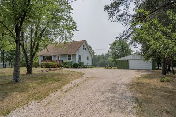 Necedah, WI 54646,N10338 Queens Way