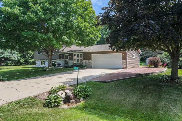 Deforest, WI 53532,3999 Sunnyvale Drive